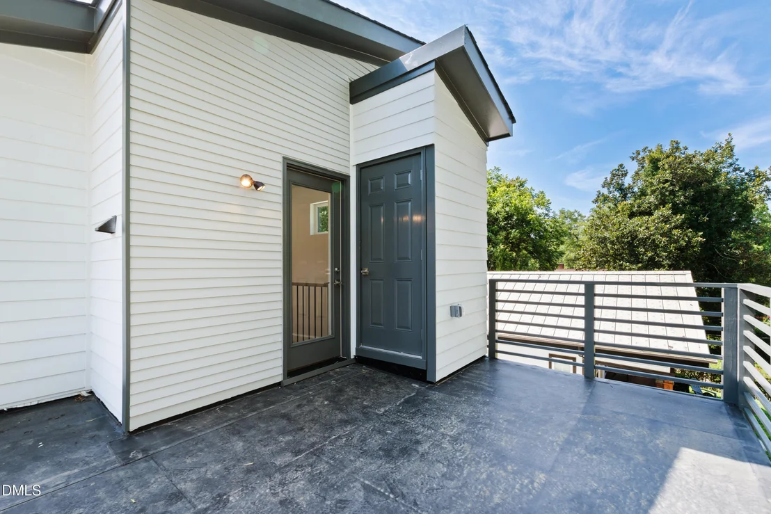 Photo of 425 Eugene Street