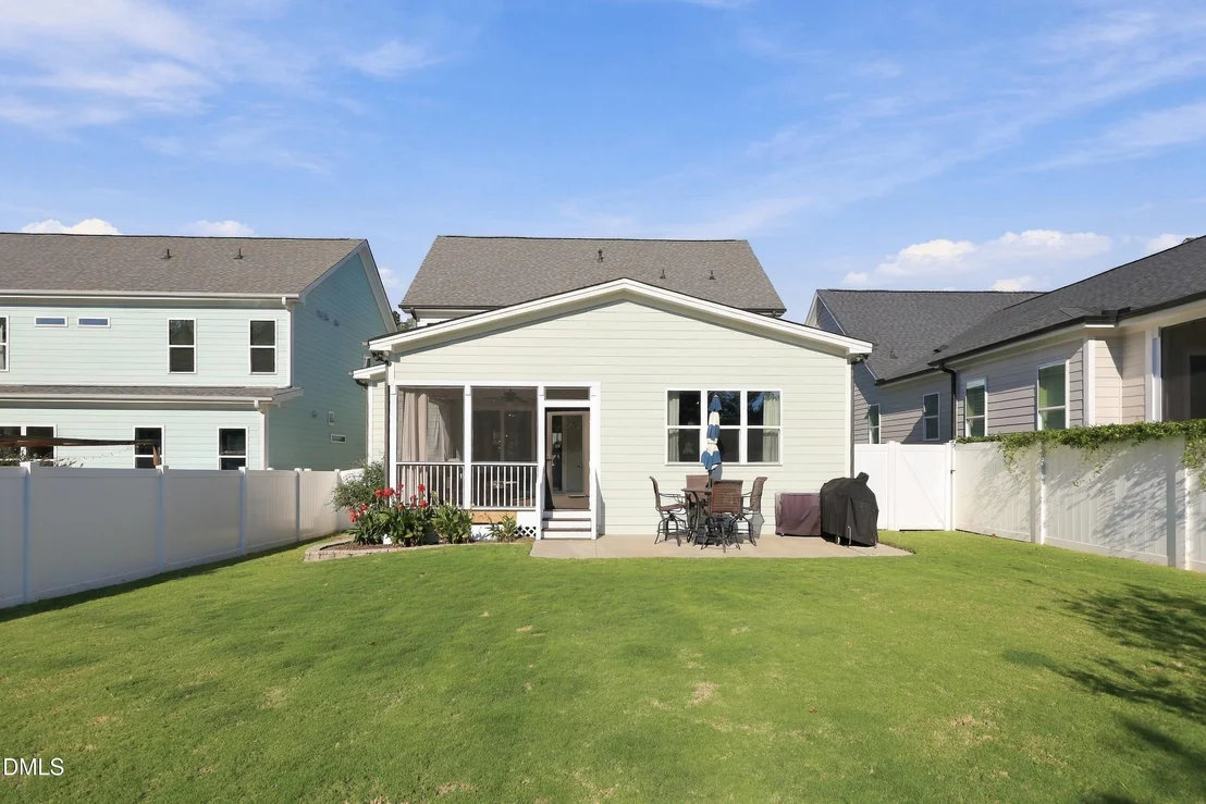 Photo of 2013 Woodbluff Drive