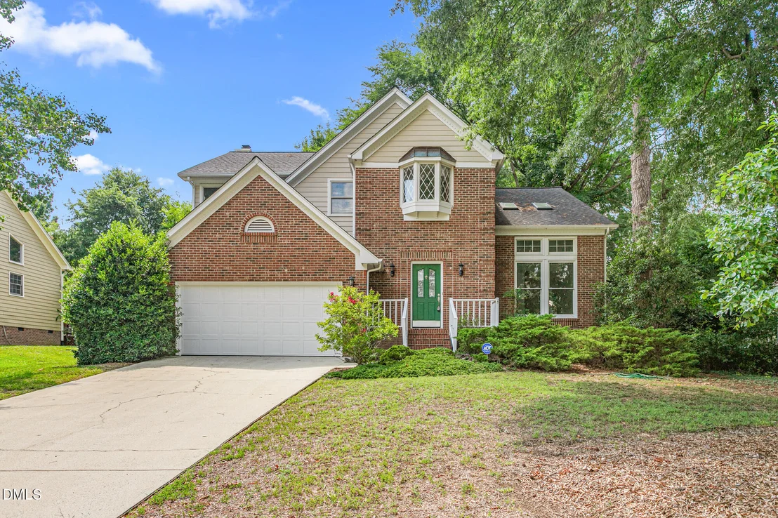 Photo of 207 Windhover Drive