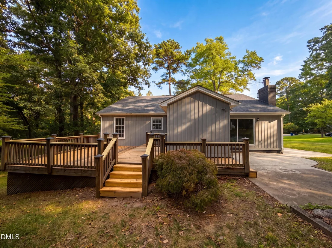 Photo of 2721 Pebblebrook Drive