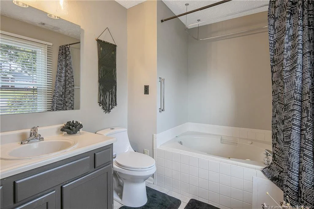 Photo of 6213 Streeter Drive