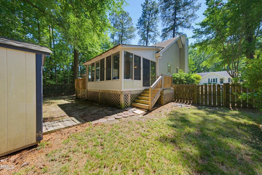 Photo of 3500 Castlegate Drive