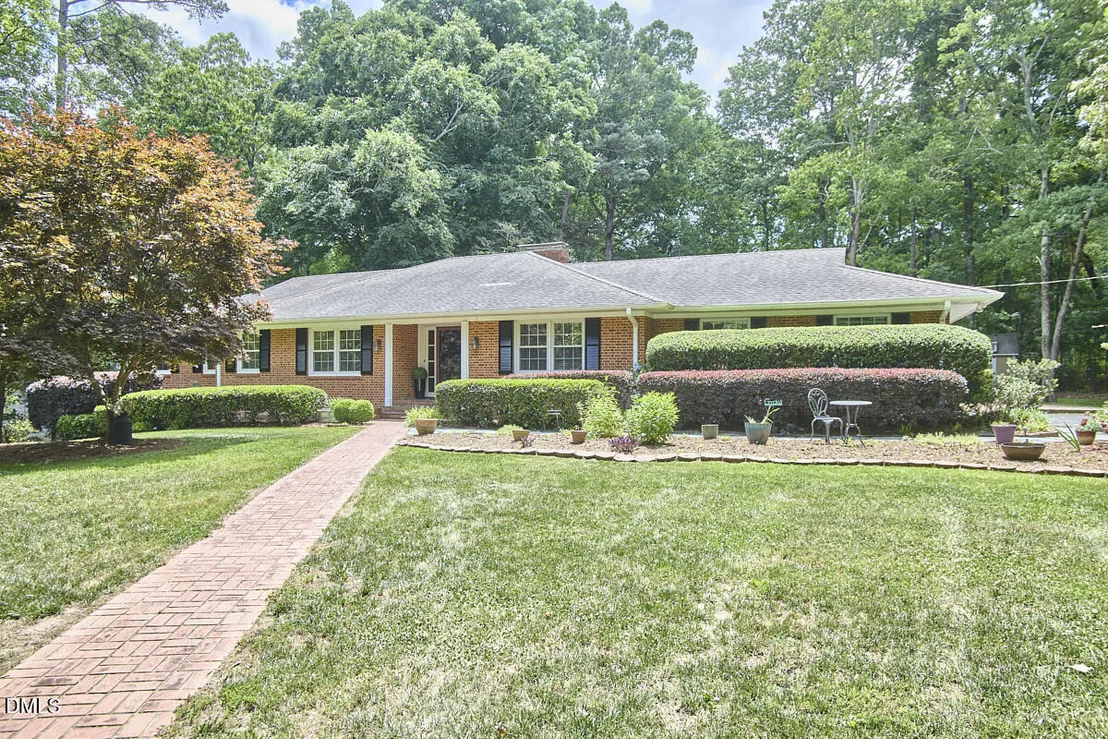 Photo of 3815 Swarthmore Road