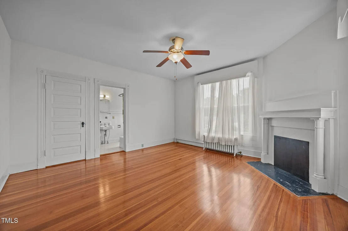 Photo of 301 E H Street