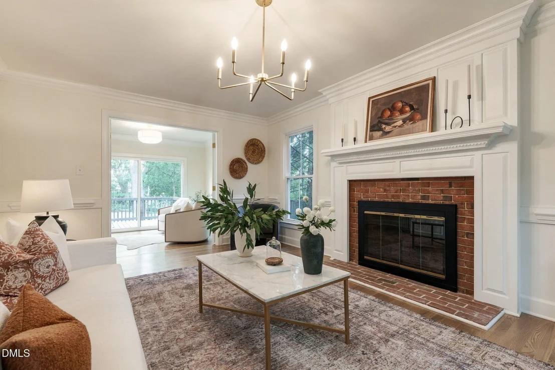 Photo of 1825 Thorpshire Drive