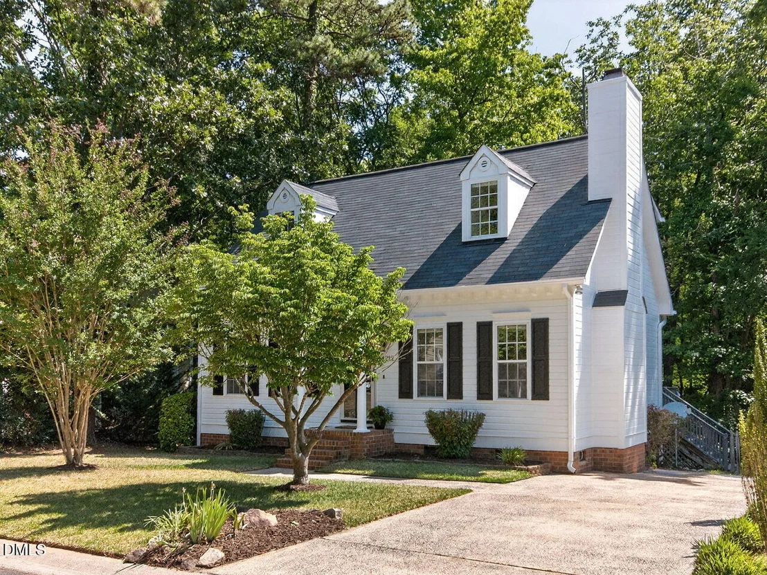 Photo of 4212 Bluffs Lane