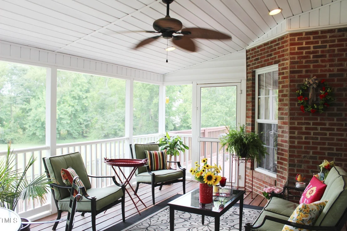 Photo of 3331 Lazy Lane
