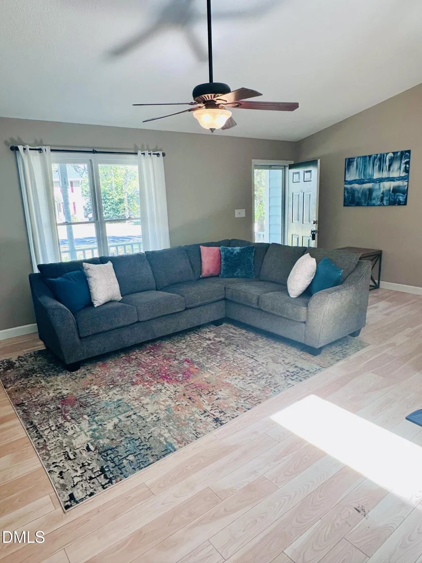 Photo of 811 Sanderson Drive