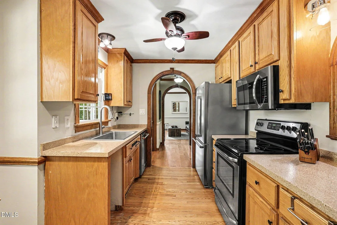 Photo of 2256 Shotwell Road
