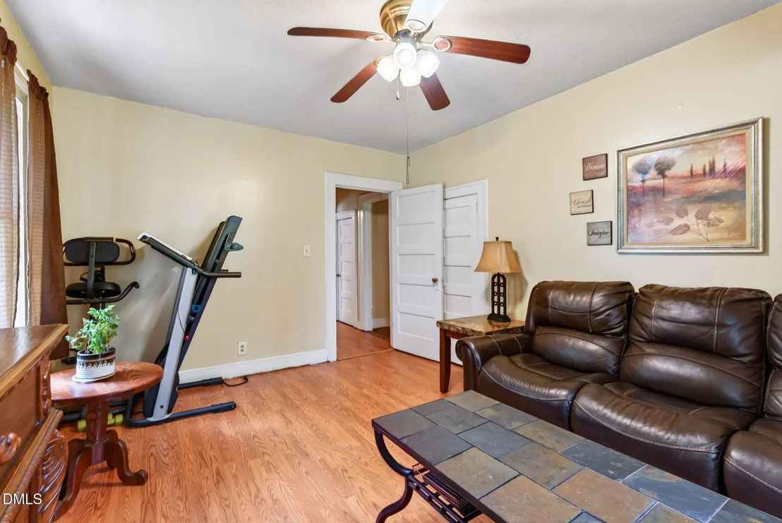Photo of 4087 Glendale Road