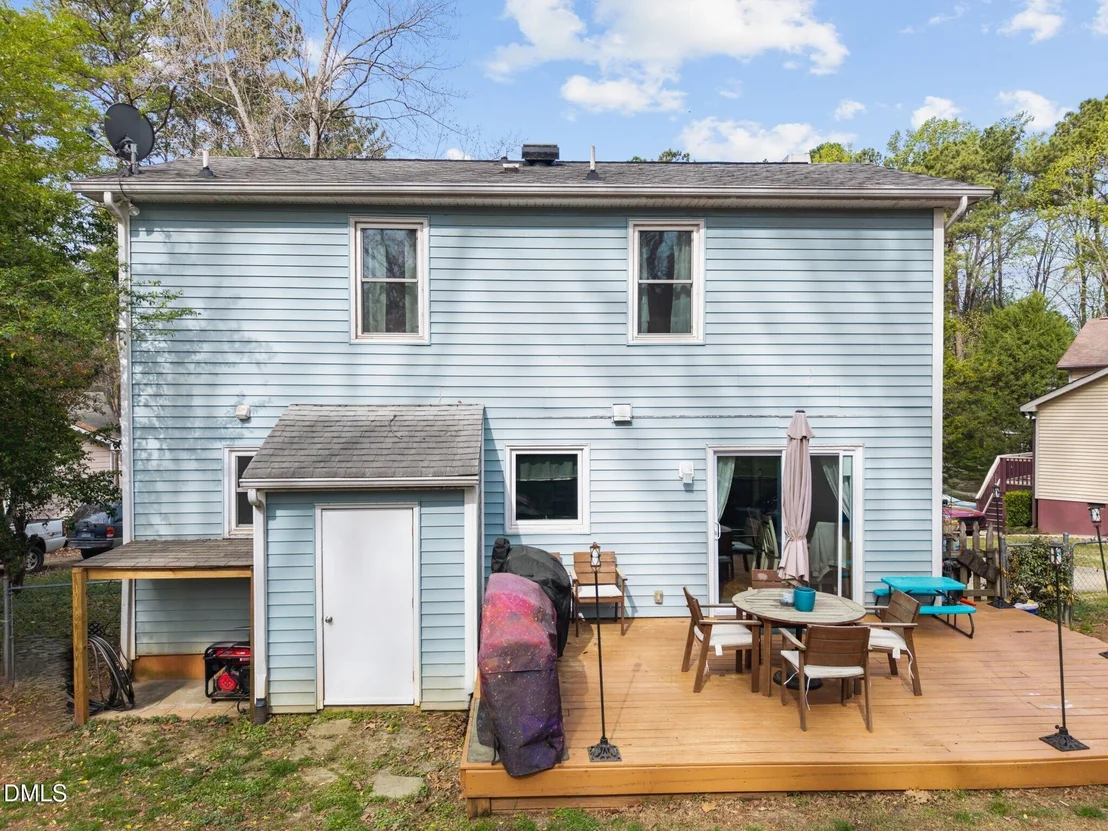 Photo of 212 Esquire Lane