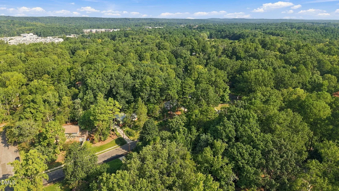 Photo of 404 Longleaf Drive