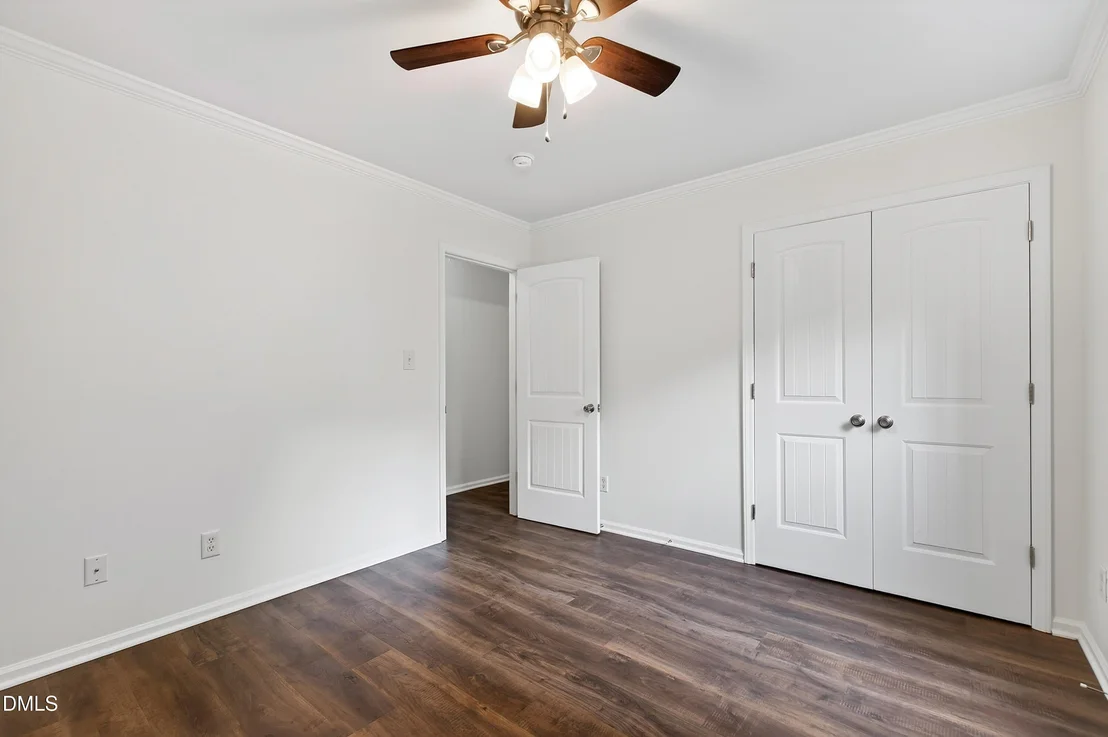 Photo of 1341 Crabtree Boulevard