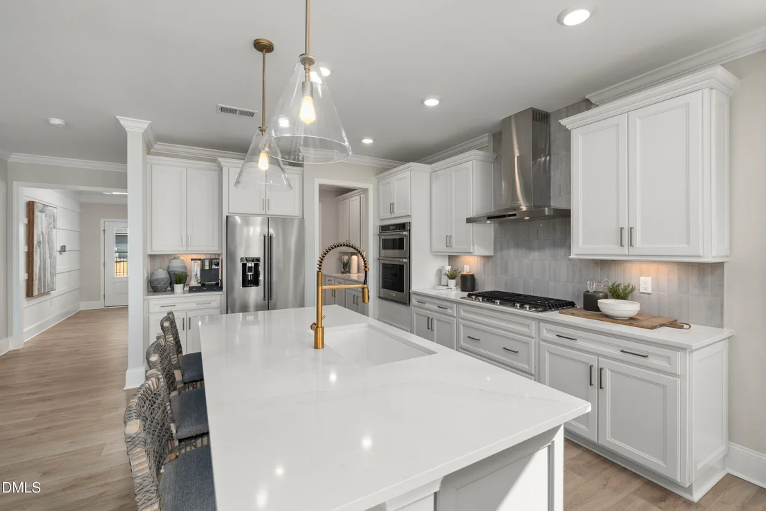 Photo of 2113 Saunders Farm Drive