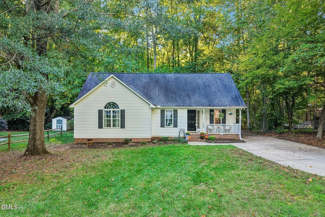 Photo of 8832 Reigate Lane