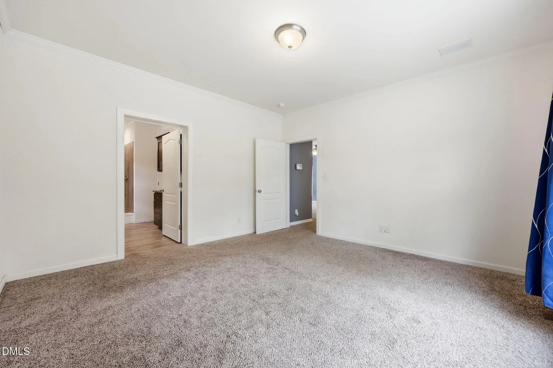 Photo of 150 Horton Circle