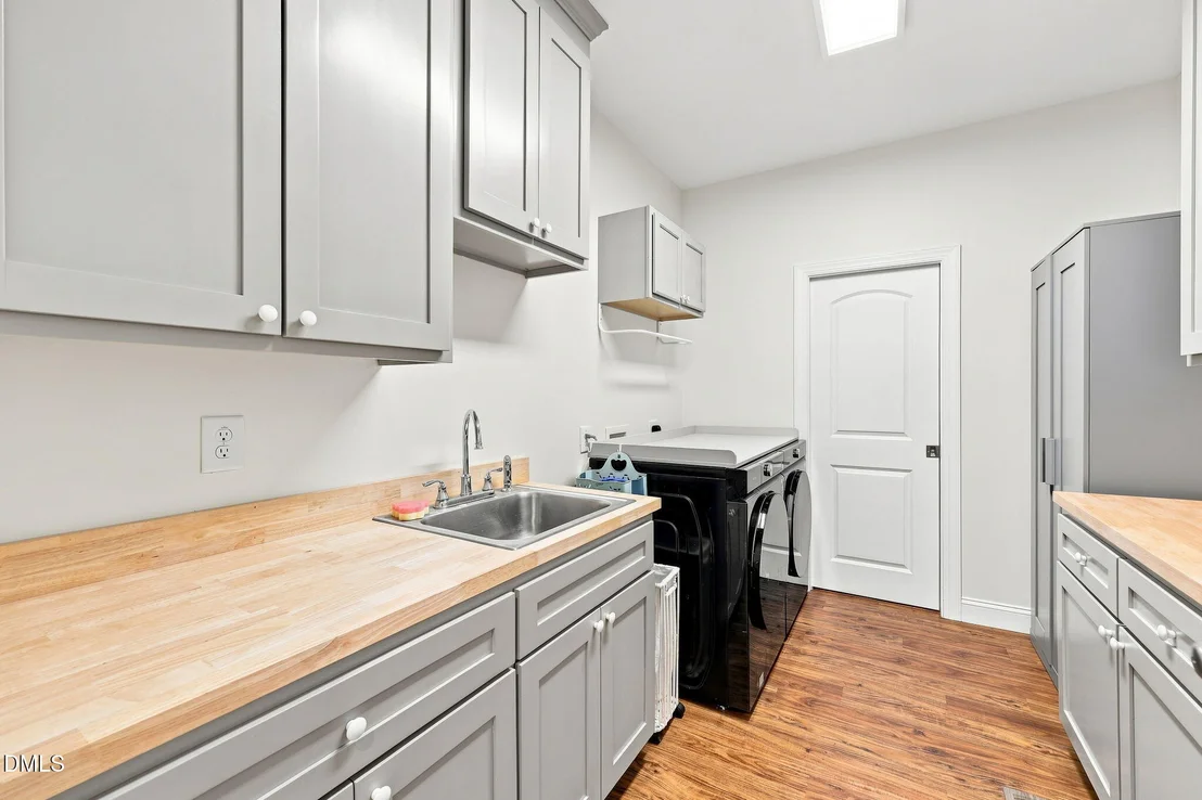 Photo of 665 Walnut Grove Road