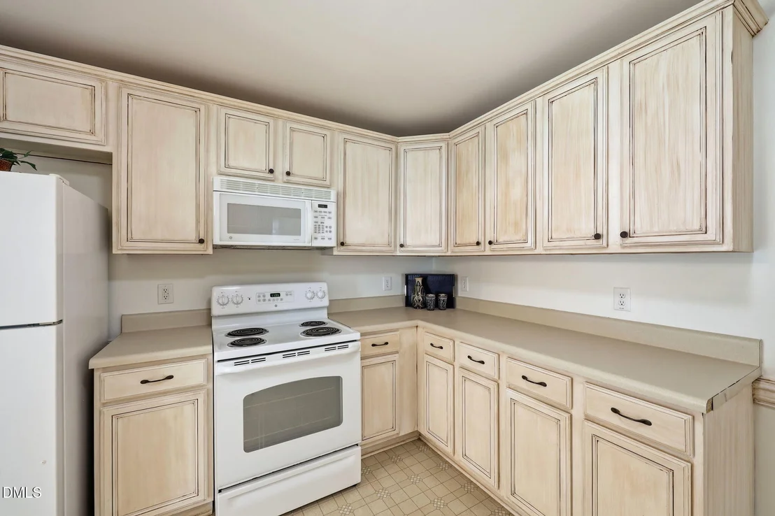 Photo of 514 Walnut Crossing Drive