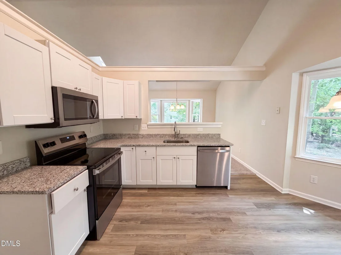 Photo of 1004 Clifford Drive