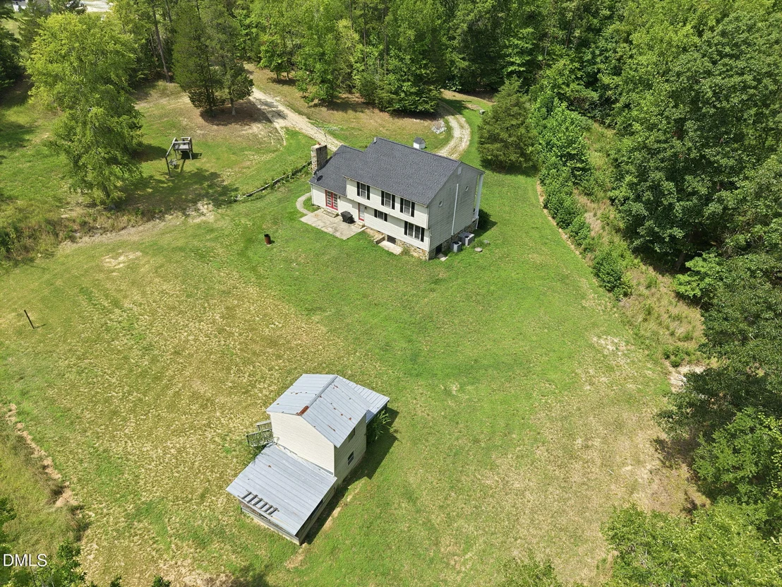 Photo of 409 Reaves Lane