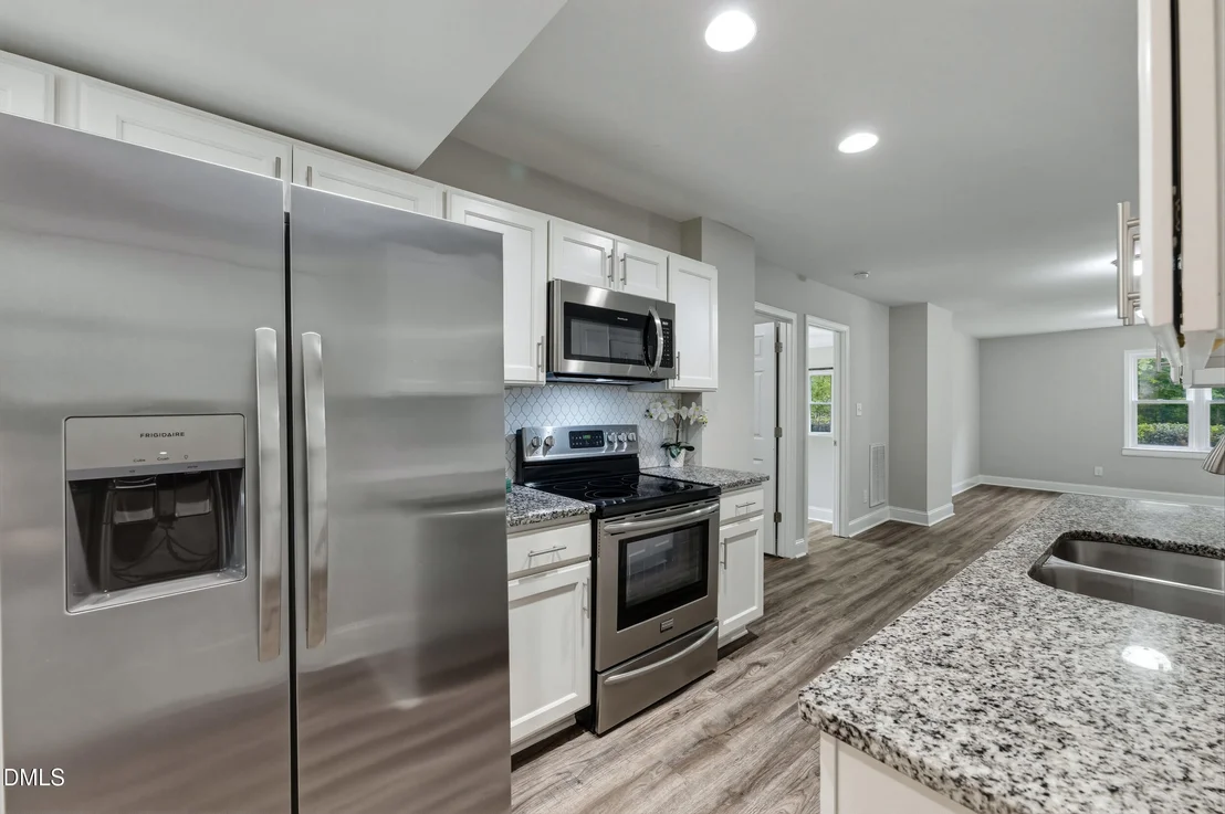 Photo of 503 E Juniper Avenue