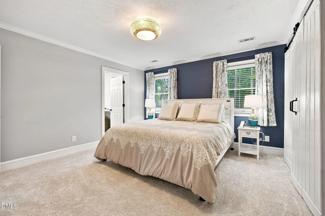 Photo of 4913 Springwood Drive