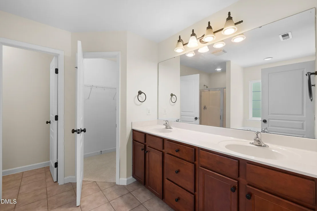 Photo of 4615 Lemongrass Lane