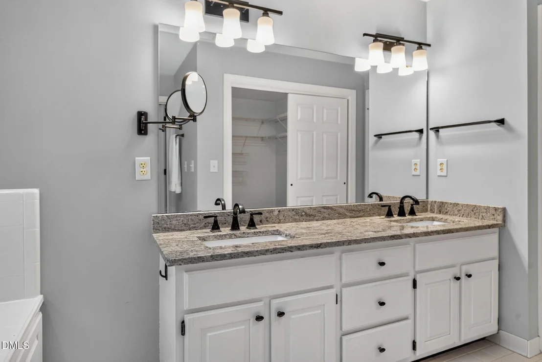 Photo of 2109 Carriage Way