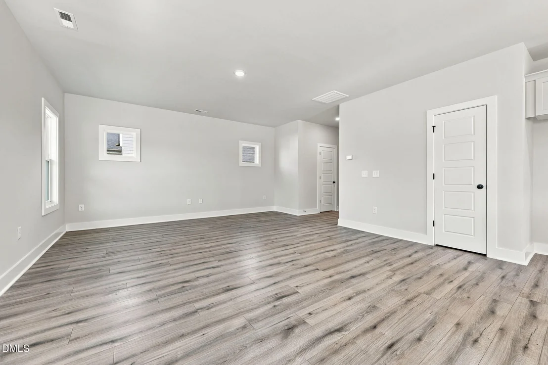 Photo of 127 Grinnell Loop