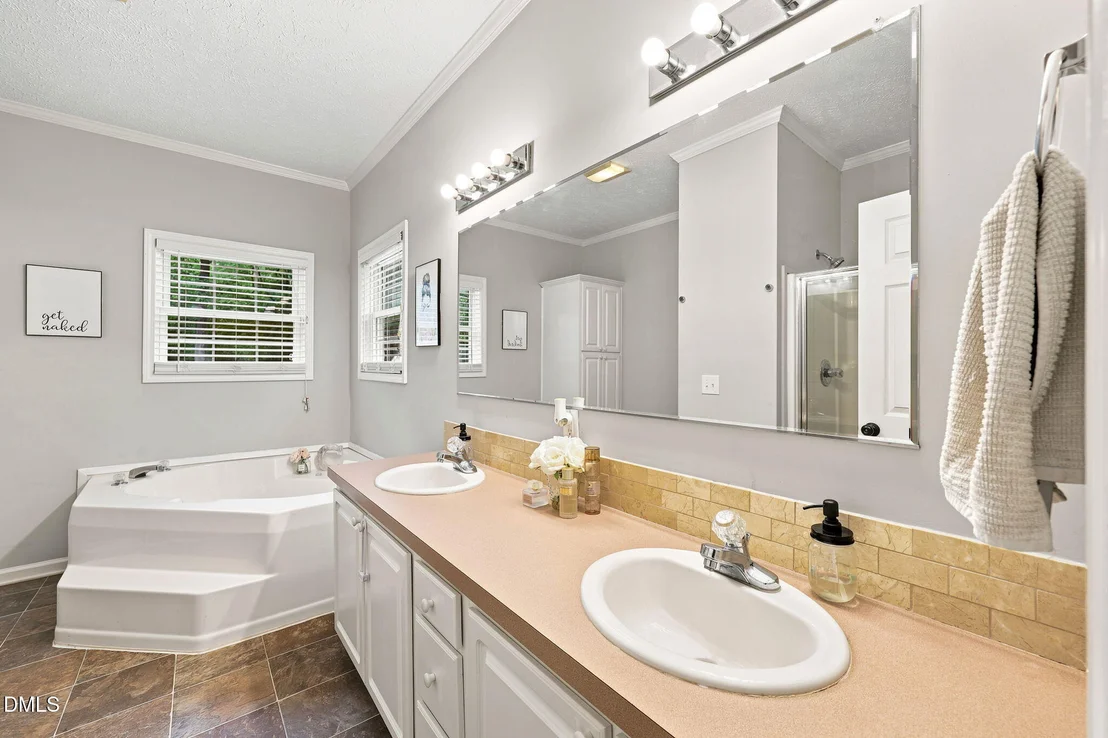 Photo of 1507 Rainbow Circle