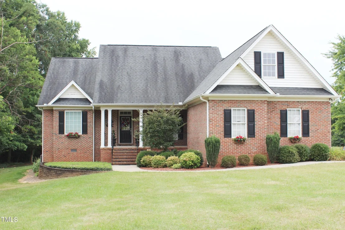 Photo of 3331 Lazy Lane
