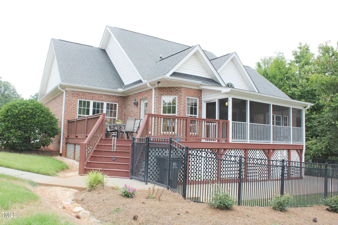 Photo of 3331 Lazy Lane