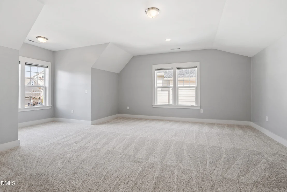 Photo of 123 Larkin Lane