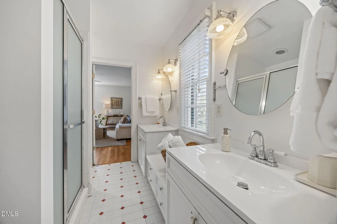 Photo of 3816 Dover Road