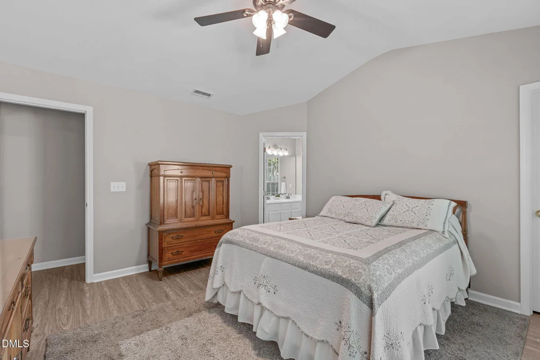Photo of 131 Saddle River Road
