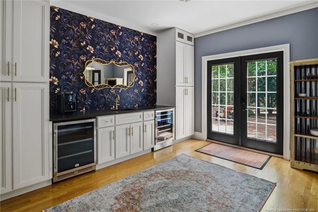 Photo of 305 Maples Road