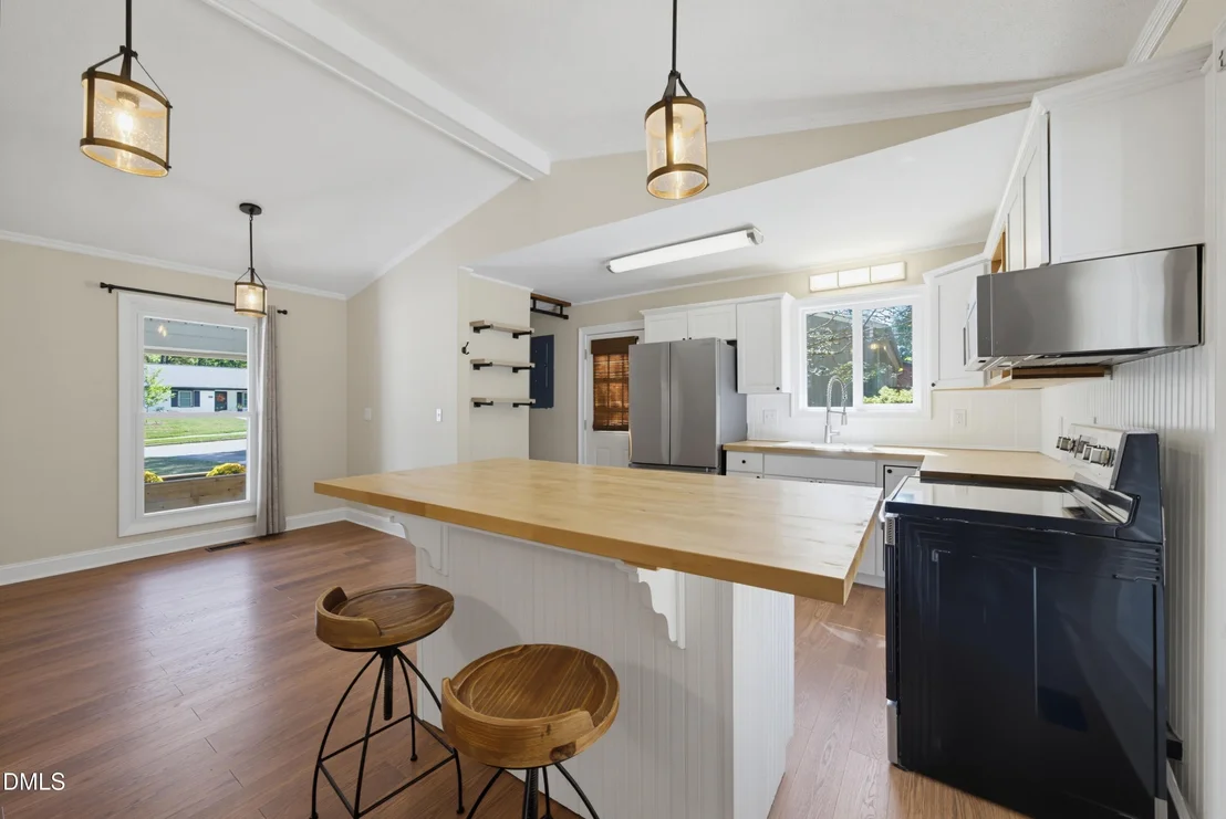 Photo of 1106 Broadford Drive
