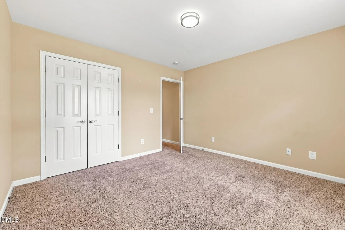 Photo of 2427 Pepperstone Drive
