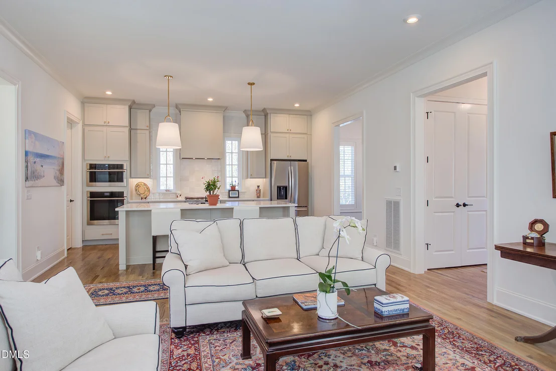 Photo of 1028 Whitehall Circle