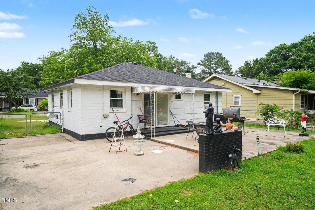 Photo of 702 3rd Street