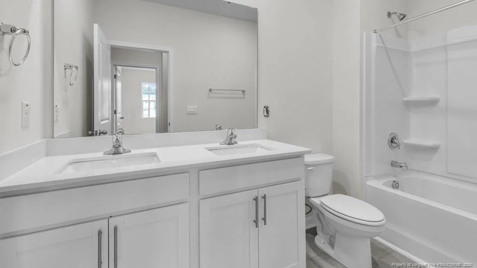 Photo of 1102 Shoreline Drive