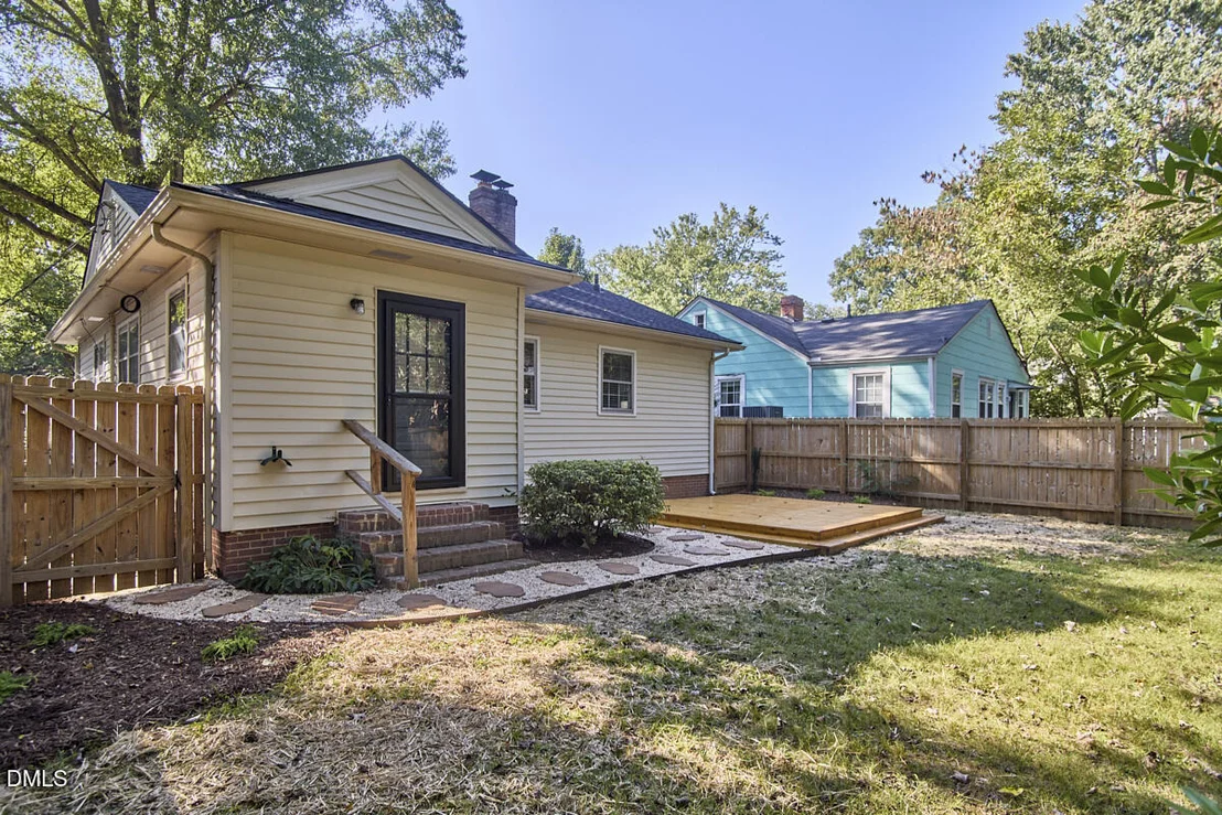 Photo of 2418 Acadia Street