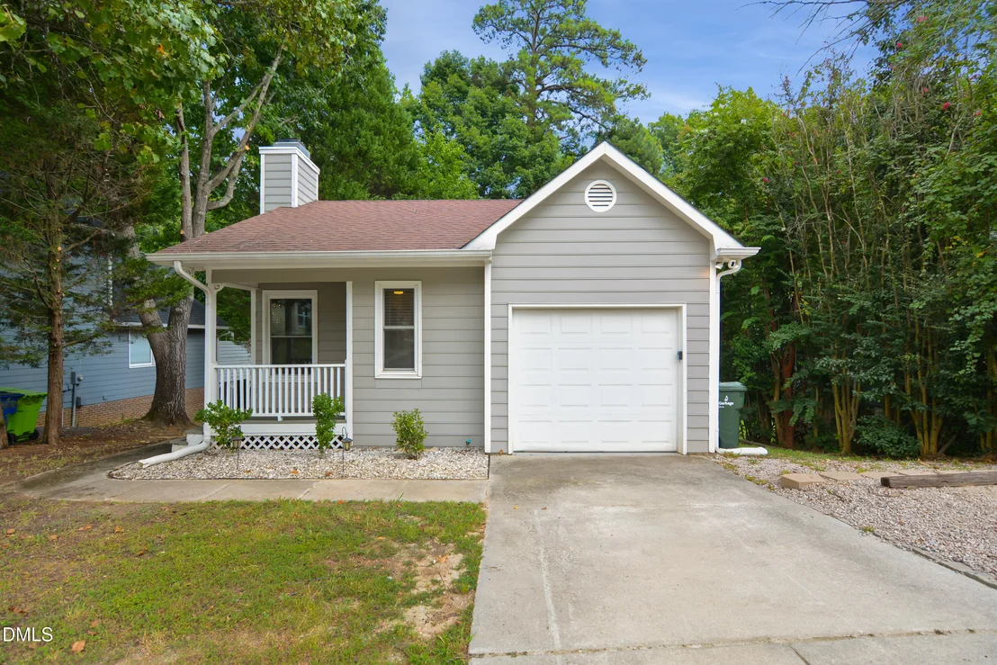 Photo of 216 Dickens Drive