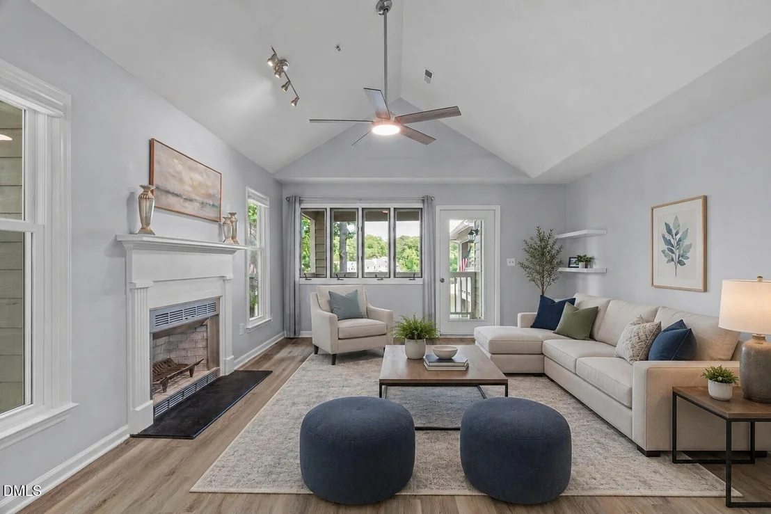 Photo of 735 Springfork Drive