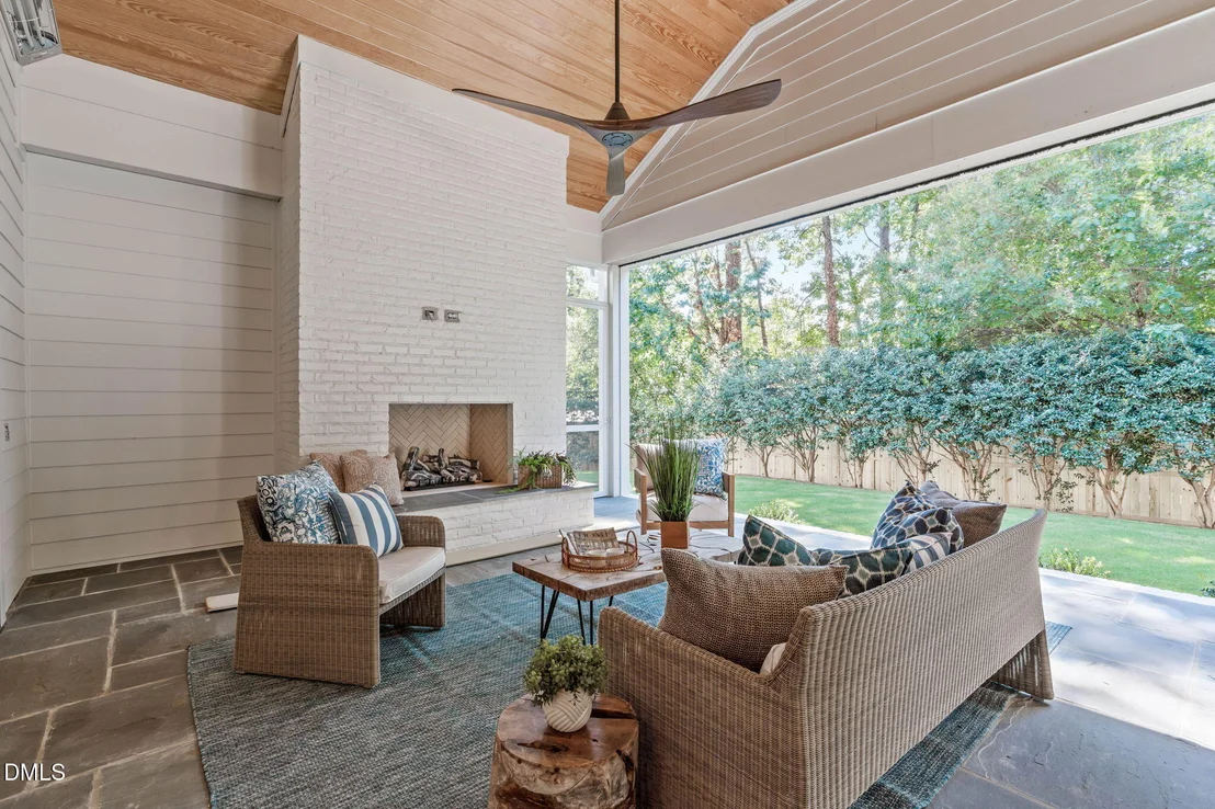 Photo of 6832 Greystone Drive