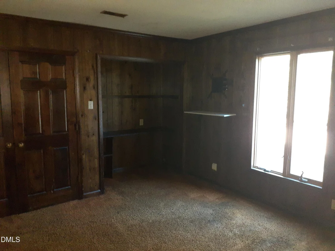 Photo of 1576 Munns Road