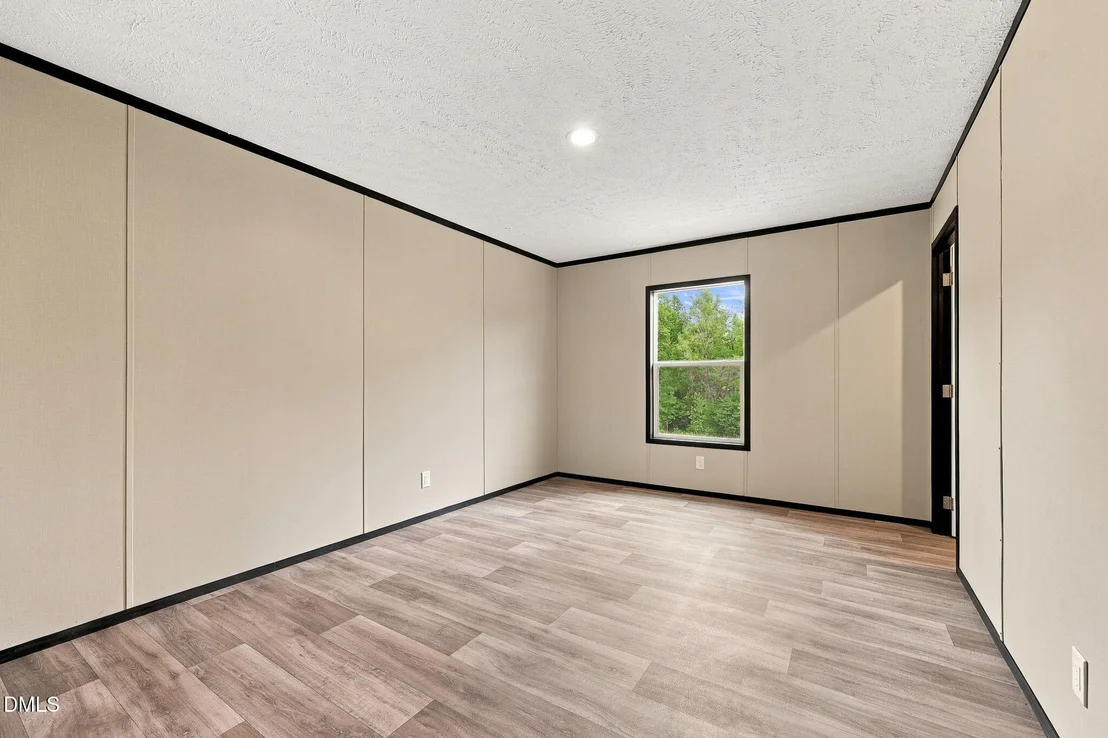 Photo of 8019 Cornwall Road