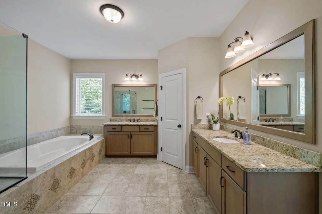 Photo of 1004 Mocker Nut Lane