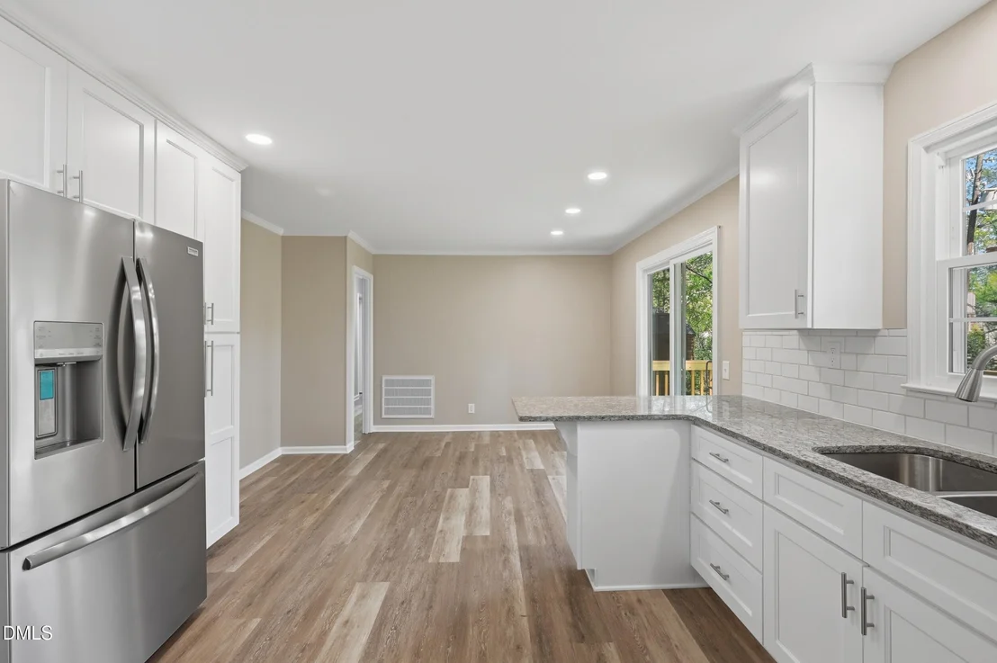 Photo of 5805 Newhall Road