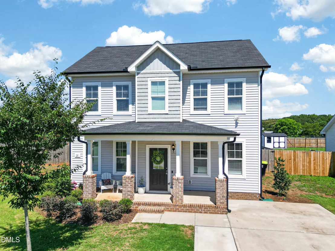 Photo of 21 Longbow Drive